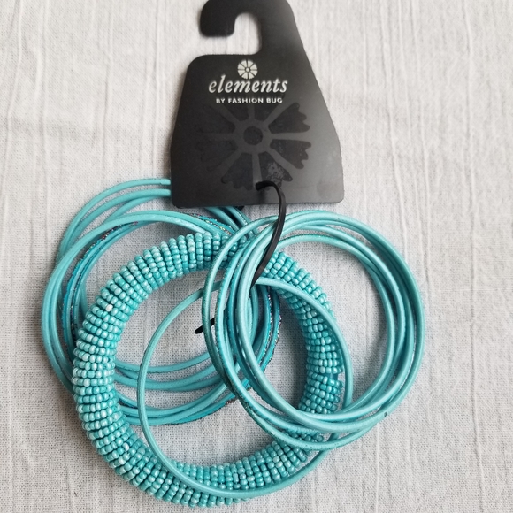 💥 Metal Aqua Bangle Bracelets - Picture 1 of 3